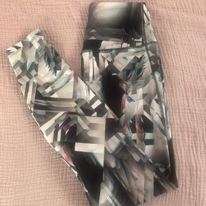 Nike Graphic Print Legging